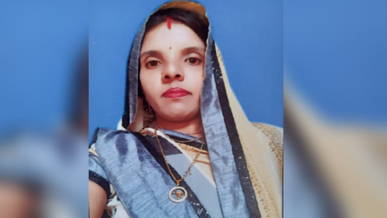 Baghpat: Husband kept circling the court after charge of murder his wife, got wife living with lover