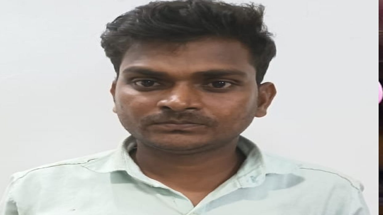 One member of international counterfeit currency smuggling gang arrested