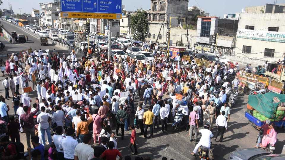 Christian community protested in Ludhiana against Tarn Taran incident
