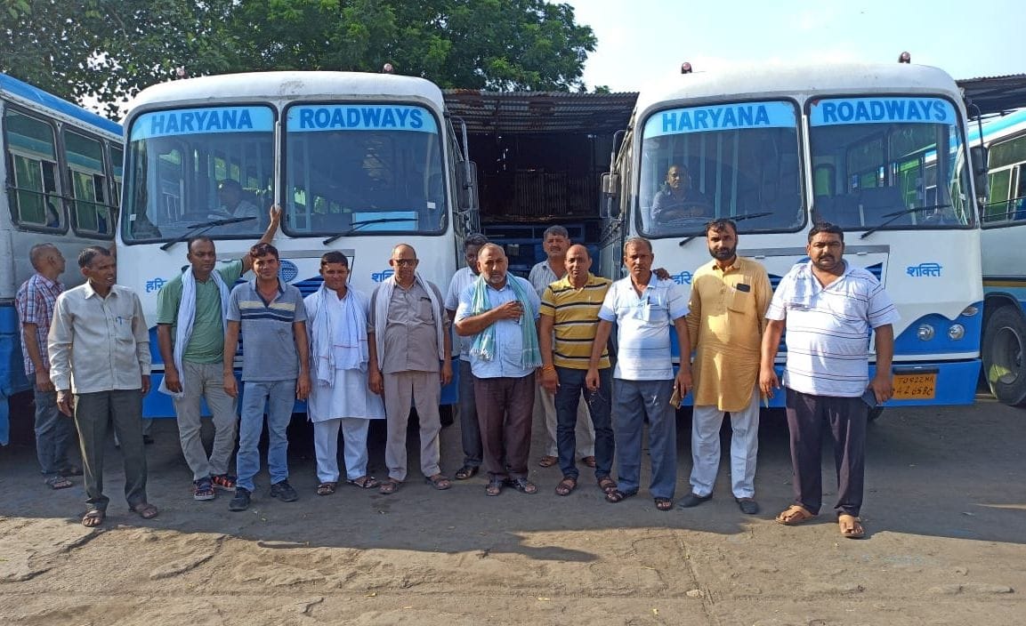 Three new buses reached the depot after five years, will run on the Delhi-Katra route