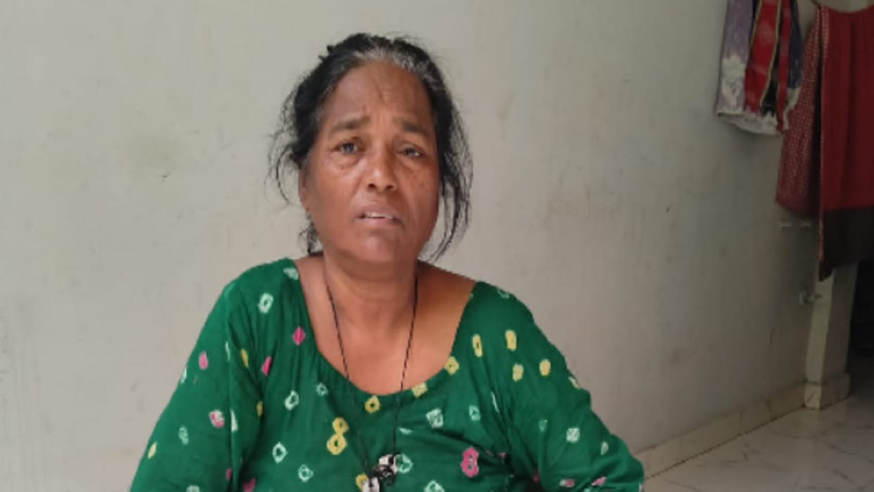 Gorakhpur News : Bulldozer will run on Lady Don house