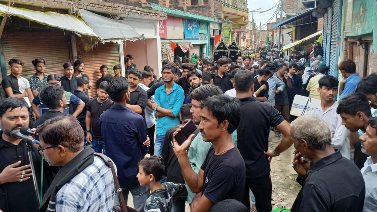 Procession of alum, coffin and duldul came out in Lorpur