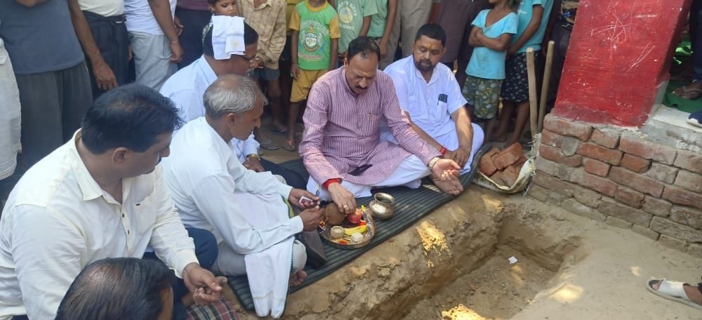 Good initiative: Bhoomi worship of boundary wall construction done in 134 schools together