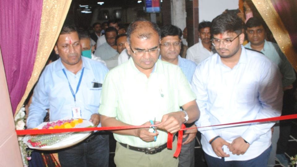 Food Plaza started after three years at Agra Cantt Railway Station