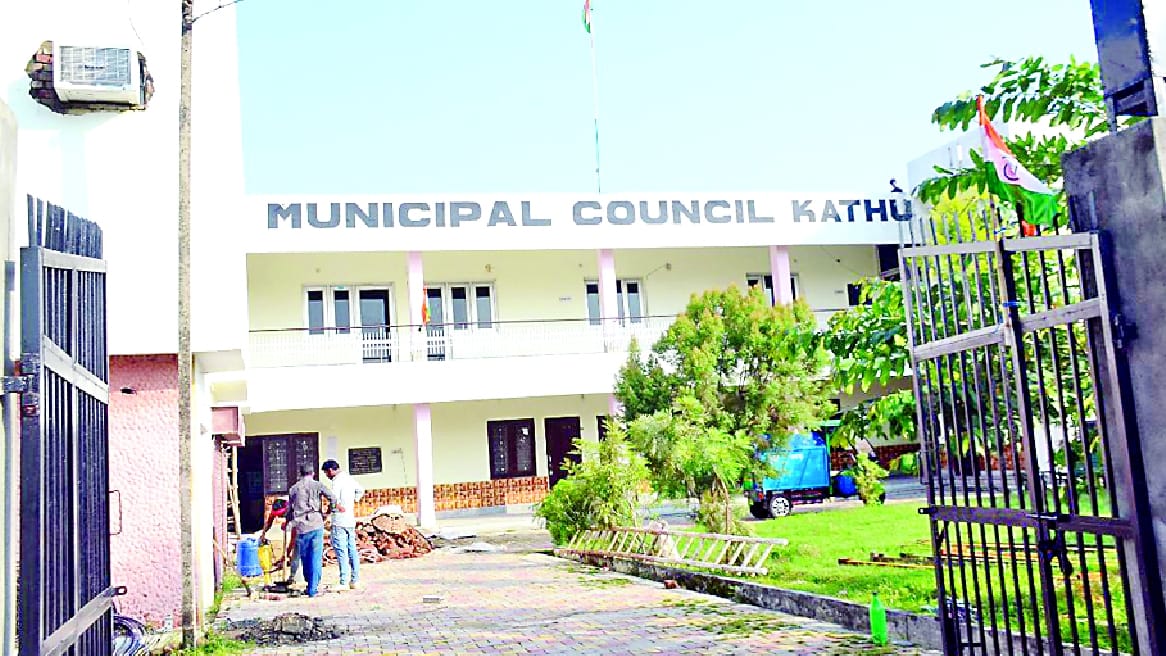 Jammu Kashmir: Four councilors of Kathua Municipal Council will remain disqualified, joined BJP after winning