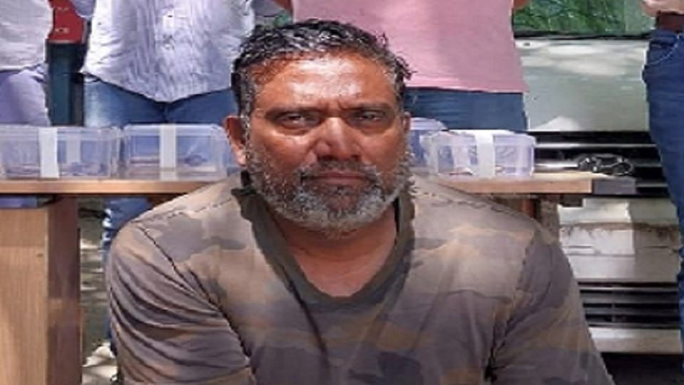 Delhi s Central District Police caught India s biggest vehicle thief Anil Chauhan