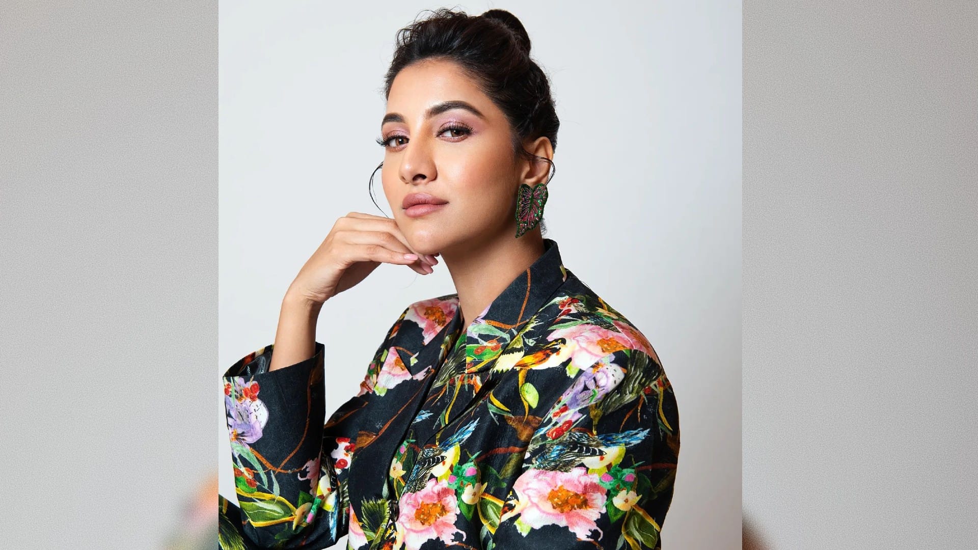 Bengal theatre actor Binodini Dasi biopic gets rolling rukmini maitra to play Chaitanya mahaprabhu