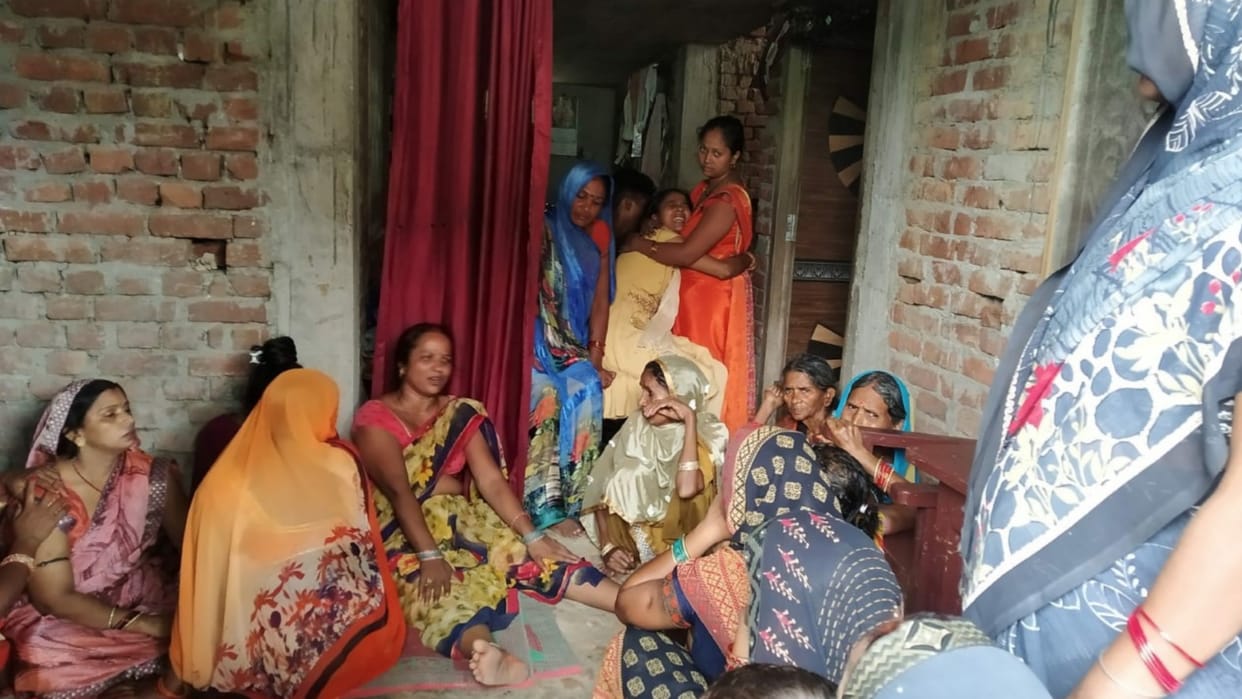headmaster committed suicide after being fed up with harassment of usurers in Maharajganj