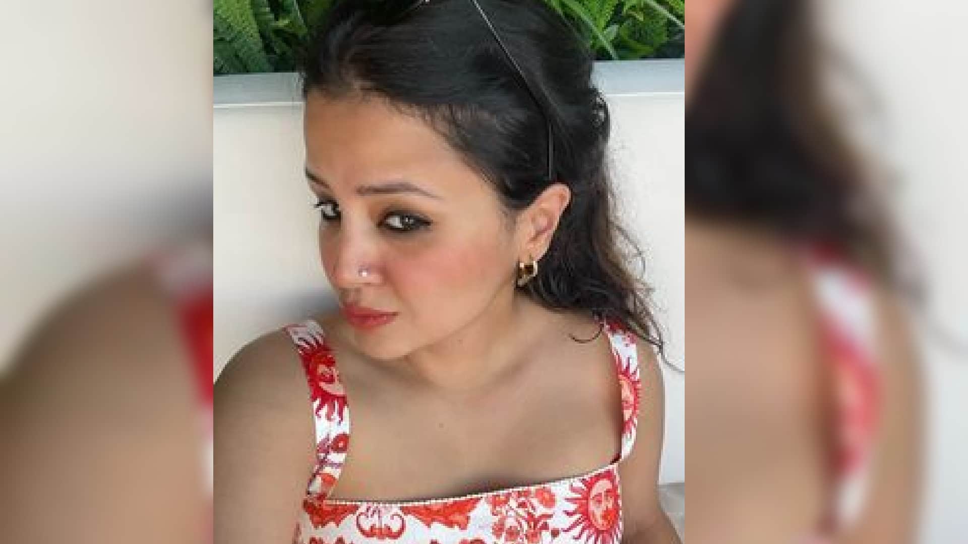 Sakshi Dhoni shares her photos with Captain of Gautam buddha wrote there is no way to happiness