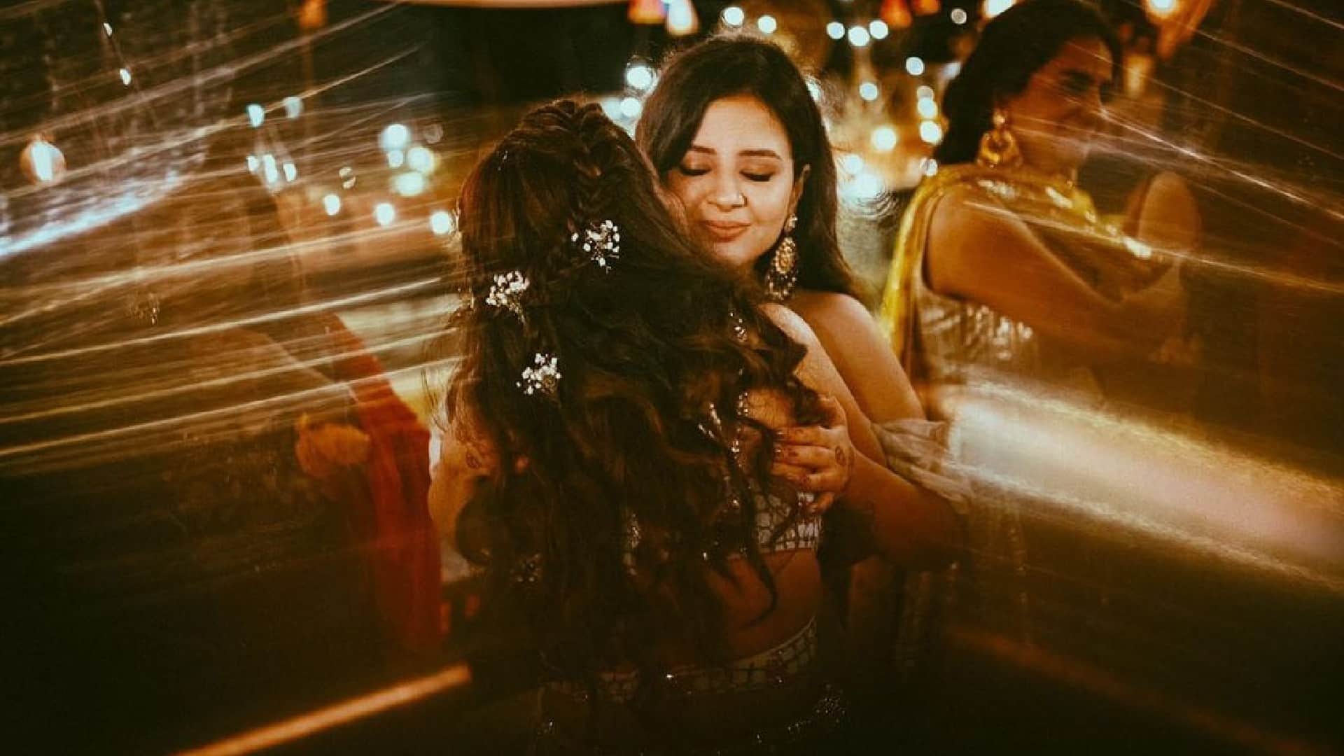 Sakshi Dhoni shares her photos with Captain of Gautam buddha wrote there is no way to happiness