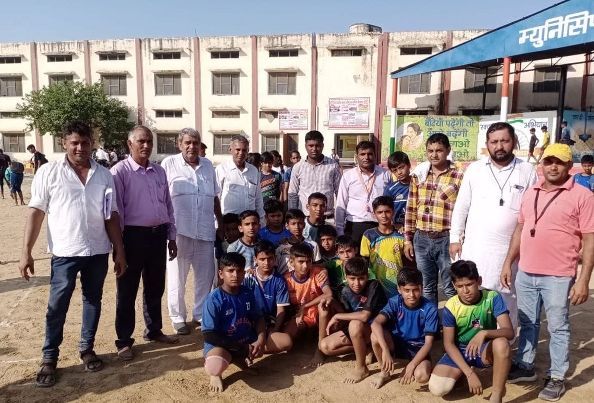 Students of Saraswati School Bagdu dominated in block level games
