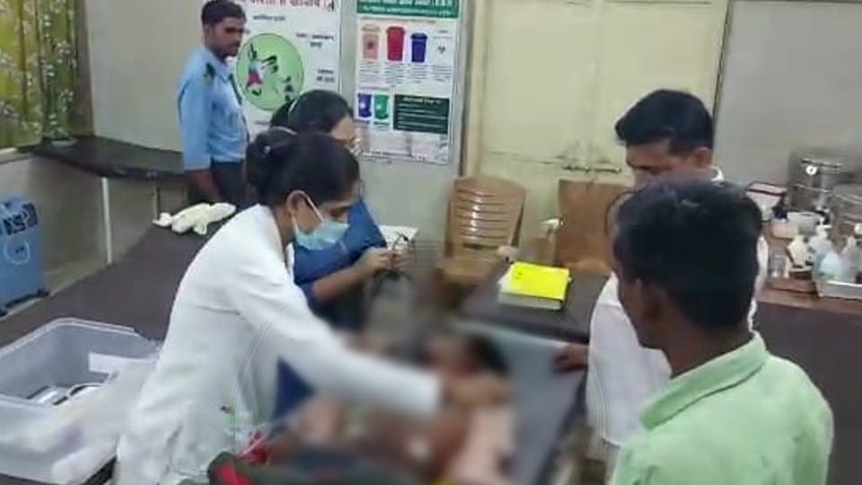 Damoh: Youth dies due to exhaustion of oxygen on the way
