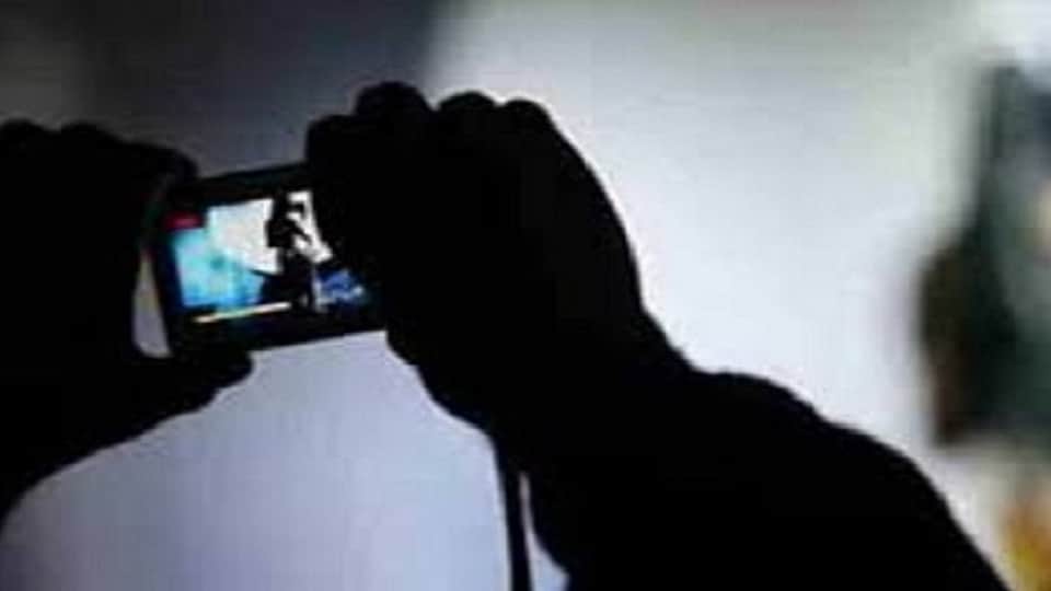 Three people victims of honeytrap in Amroha s Didoli obscene pictures viral