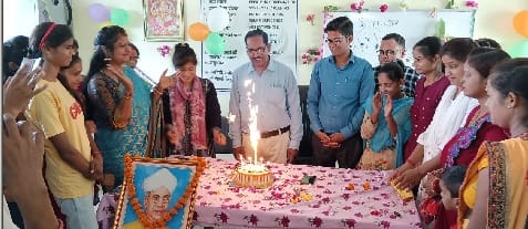 Teacher's Day: Teacher Virendra honored with state award