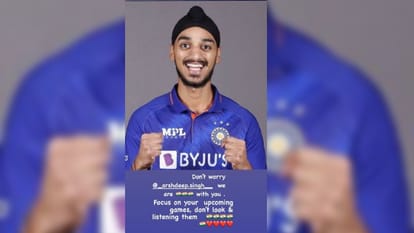 Mohammad Shami supports Arshdeep singh after he got trolled for loss against Pakistan