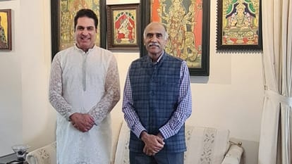 भारतीय राजदूत के साथ नवेद मियां