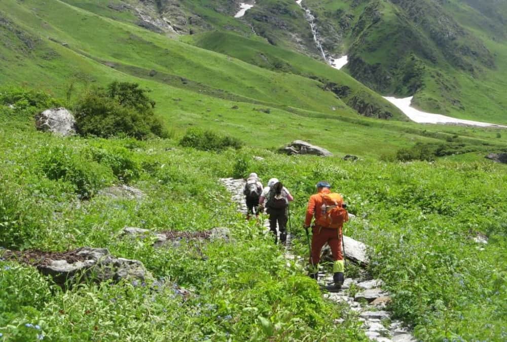 Chamoli Valley of flowers closed Today for tourists record tourists came Uttarakhand news in hindi
