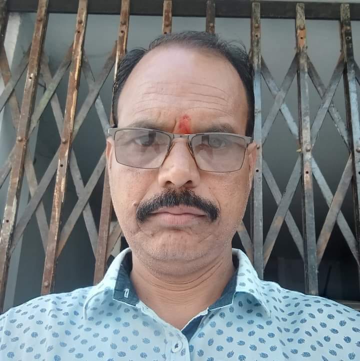 Hardoi, Dabangs did not return Rs 17.95 lakh, businessman gave his life by hanging