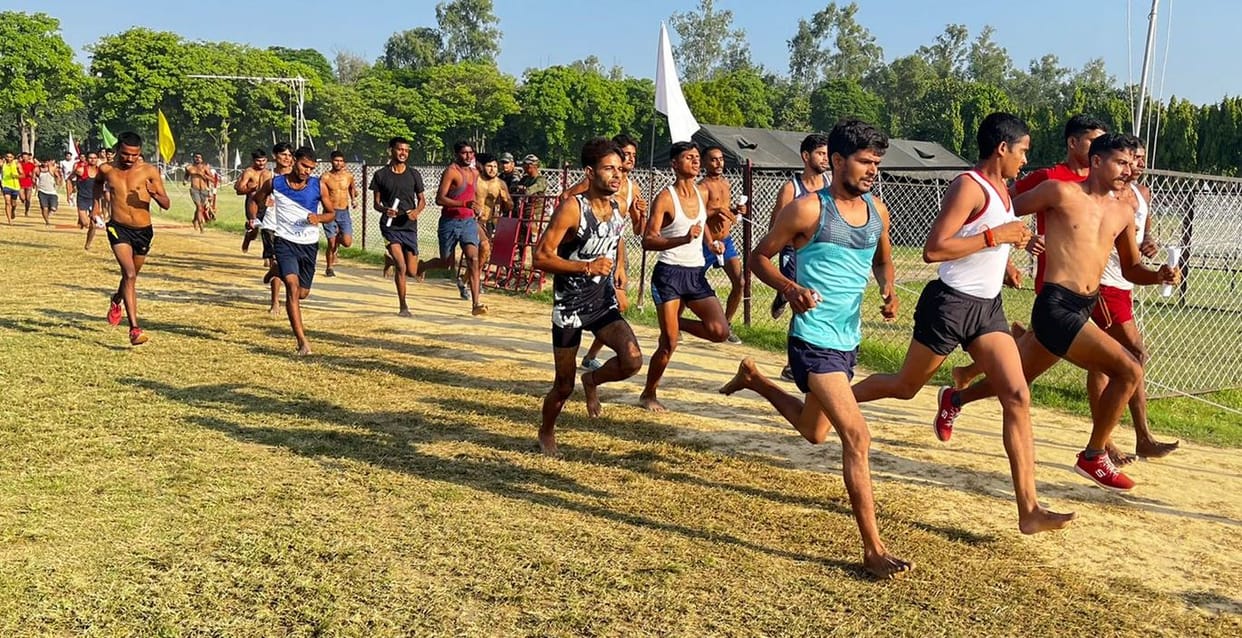Youths of Bahraich showed stamina in Agniveer recruitment