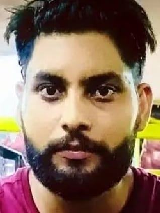 Youth dies due to bike collision in trolley