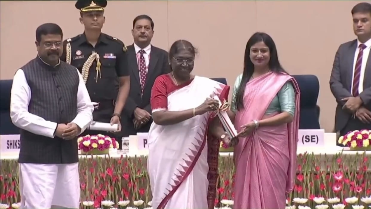 Anju Dahiya of Sonipat honoured with National Teacher Award