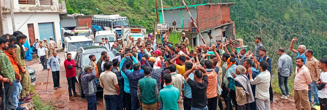 Udhampur Pancheri road protest for seven and a half hours