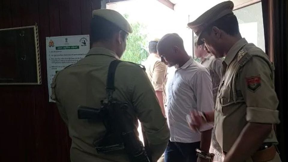 young man arrested for killing his father in Mainpuri