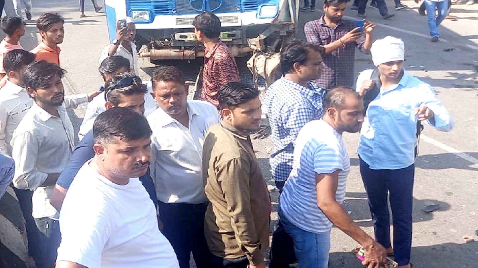 Mother and son have died in Road accident on Delhi-Saharanpur National Highway in Baghpat
