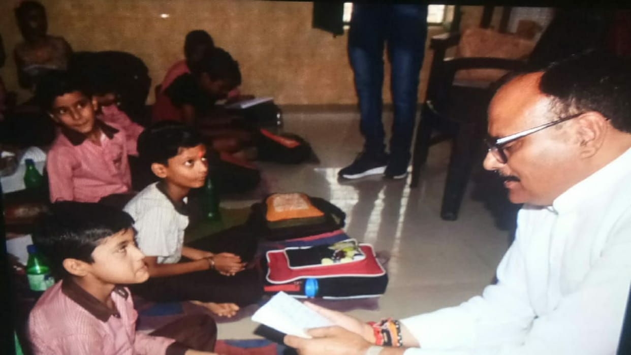 Deputy Chief Minister Brijesh Pathak listened to the alphabet from children in primary school IN shahjahanpur