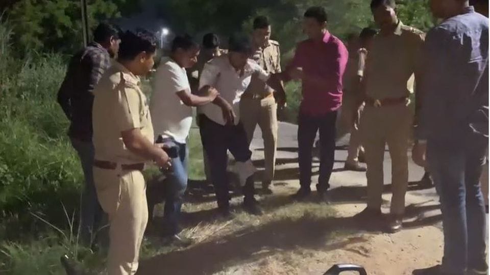 Mathura Police arrested the crook in the encounter