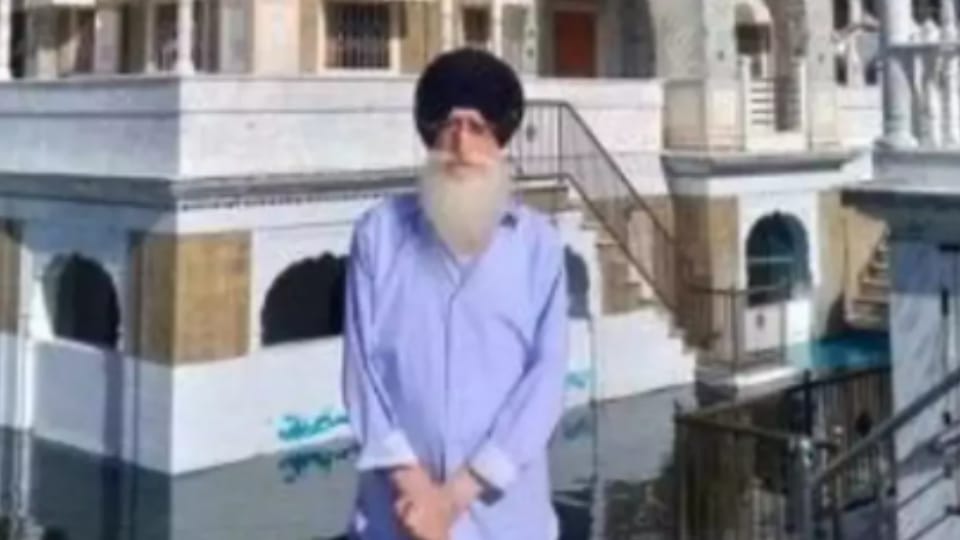Hijacker who hijacked Indian Airlines plane reveals his location in Pakistan