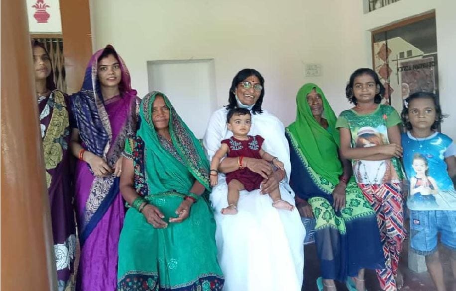 Woman reached Barsathi from West Indies to find ancestors