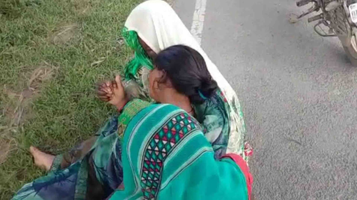Case of unloading pregnant woman from ambulance: filed a case against the driver and EMT