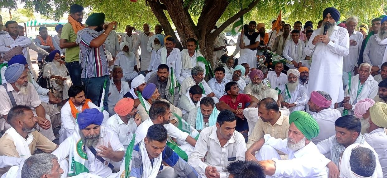 Farmers took out fury march in the city regarding demands