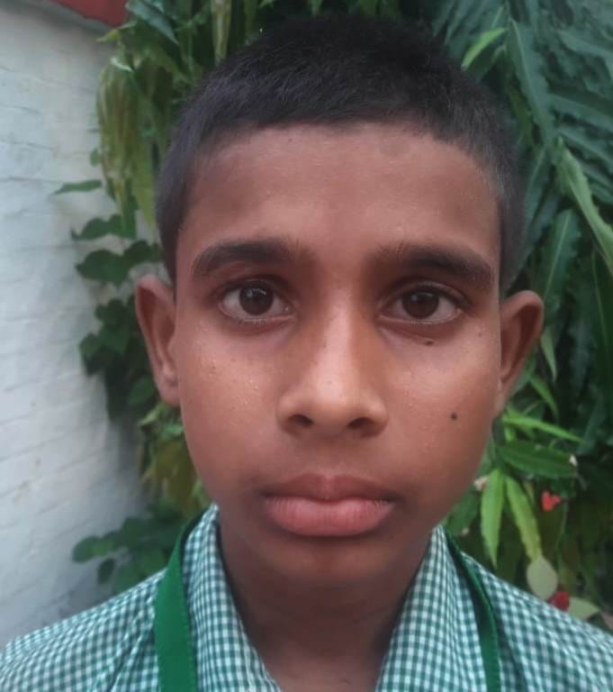 Child kidnapping attempt, five arrested