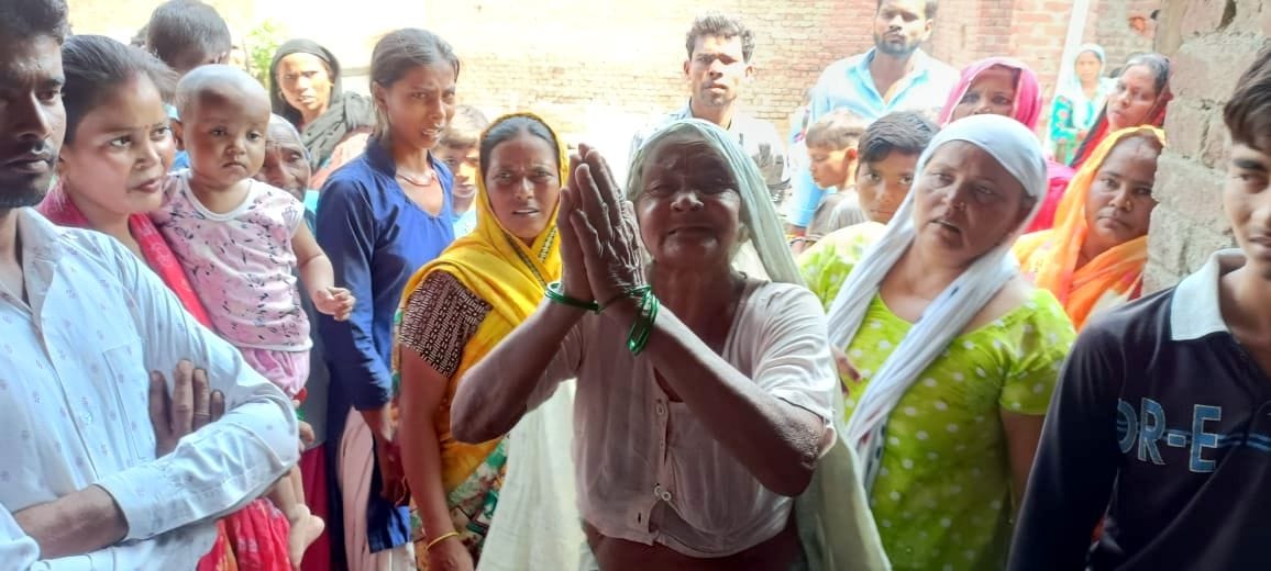 Cleaner killed by attacking with iron rod