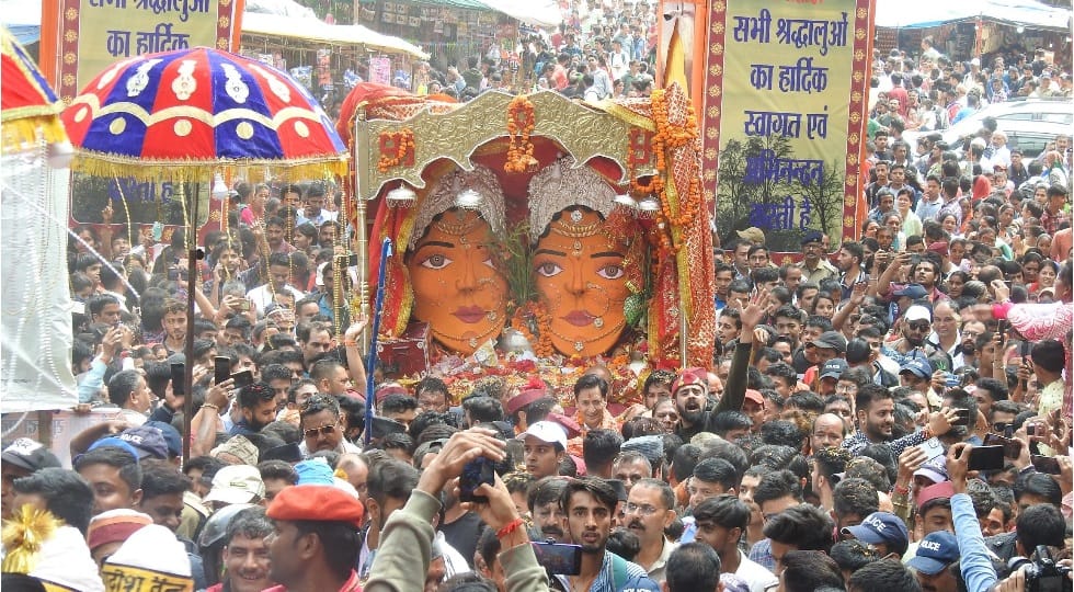 Nanda devi mahotsav 2022: Devotees huge crowd in Maa nanda Sunanda Doli yatra in almora photos