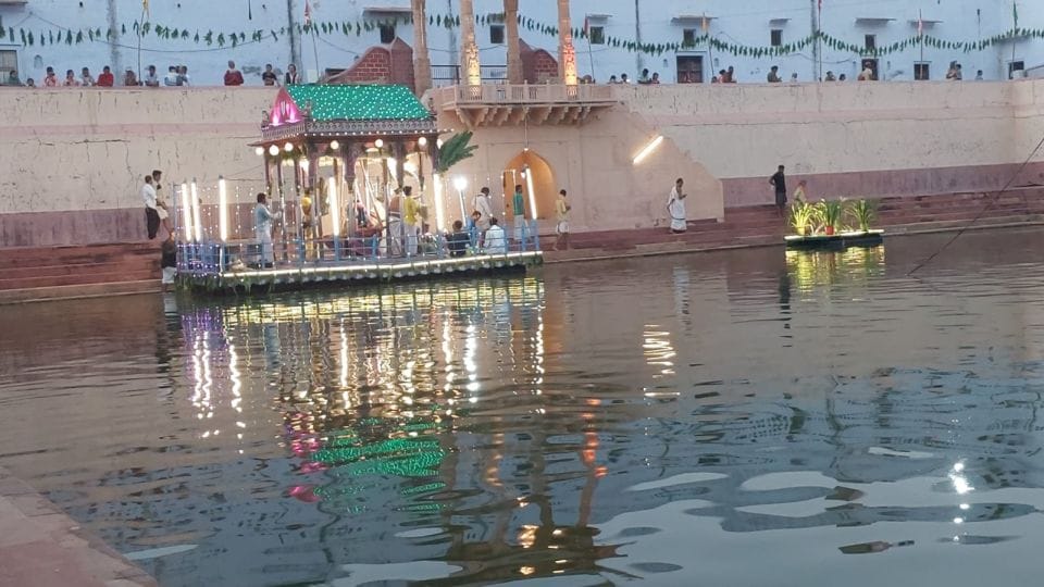Bhagwan Ranganath Nauka Vihar Utsav celebrations In Rangnath Temple Vrindavan In Mathura