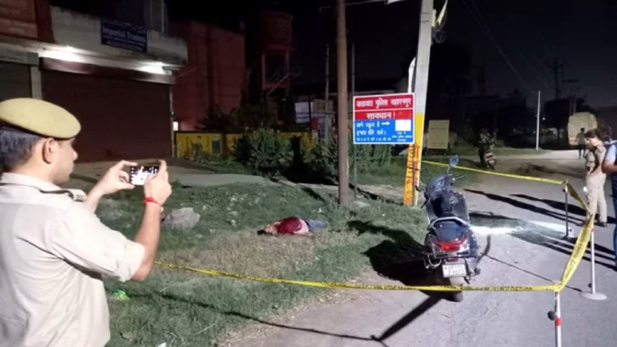 Youth reached the police station after killing the wood trader
