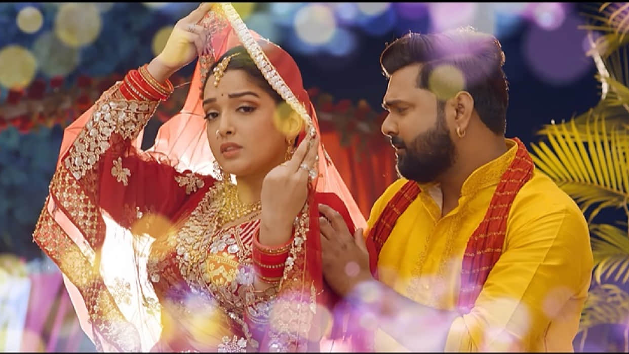 Bhojpuri: Aamrapali Dubey song Sona ke sikadiya released, fans love Samar Singh and actress chemistry