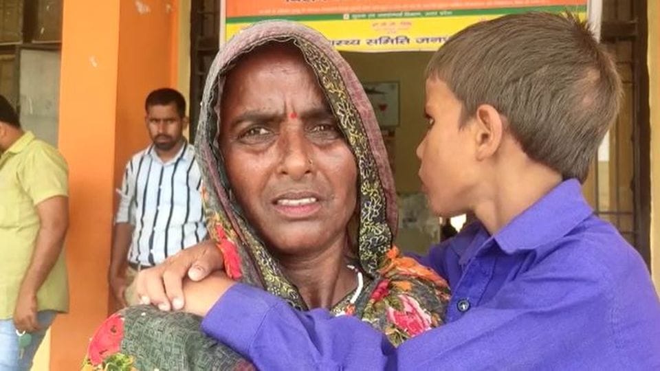 Diarrhea patient child did not get treatment in government hospital of mainpuri