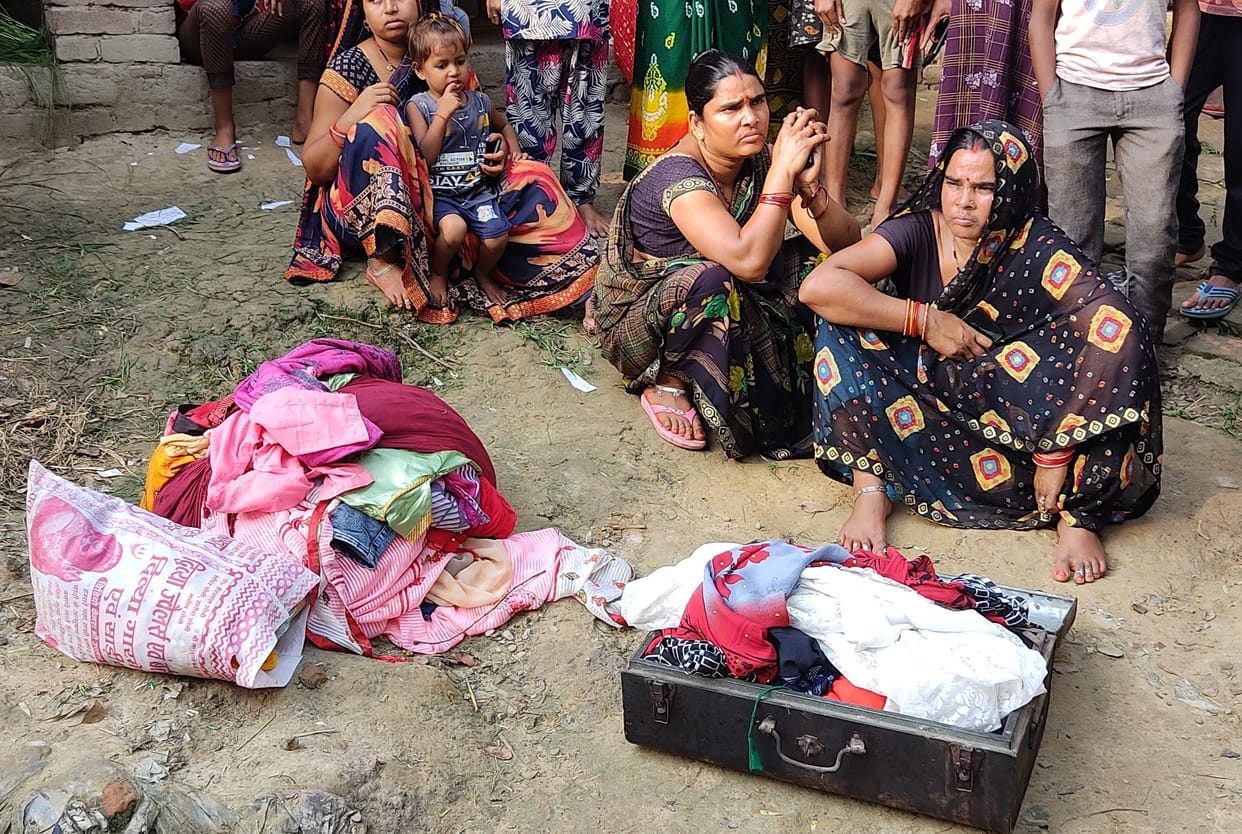 Theft of more than one lakh by cutting dent in siddharthnagar