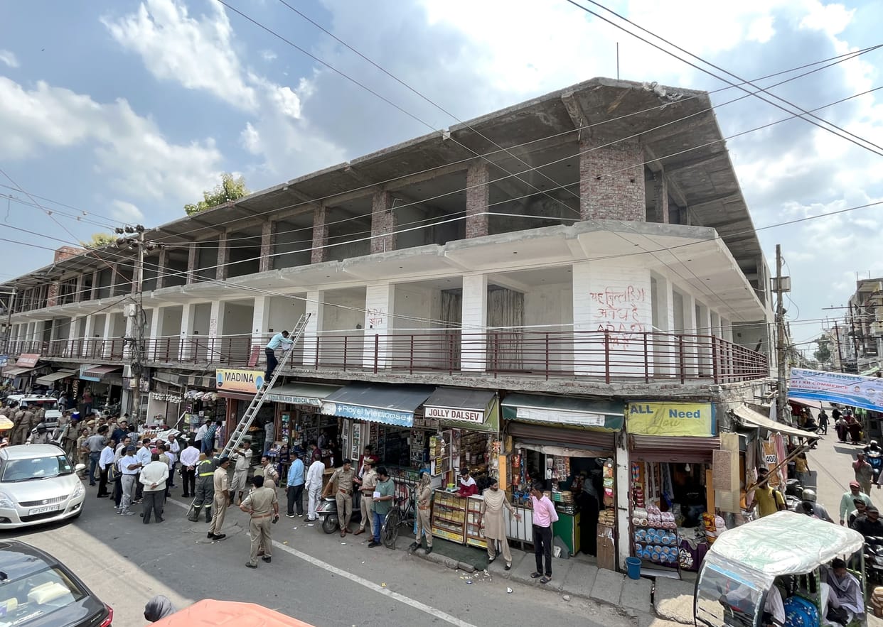 ADA seals 50 illegal shops in Dodpur