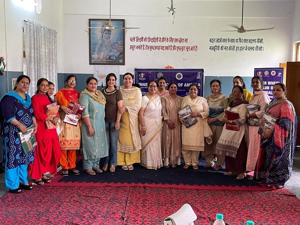 Give rewards to teachers from children, Ambala