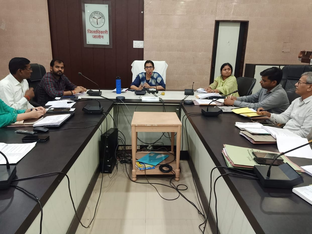 Jalaun: Under construction bridge construction should be accelerated