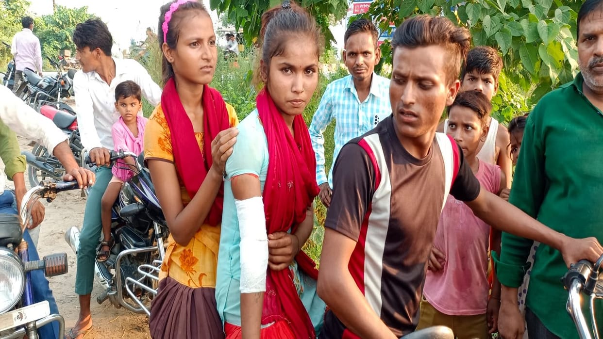 Villagers in Sambhal caught bike rider kidnapping children