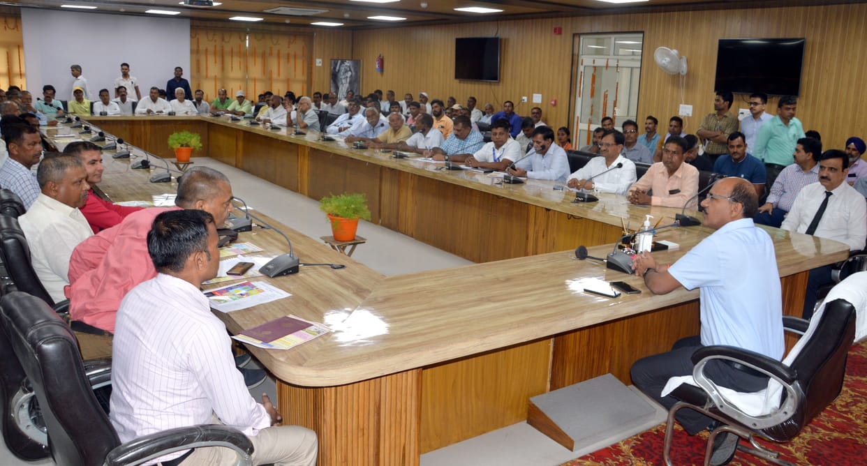 Farmers should do farming by technical and scientific method: DM