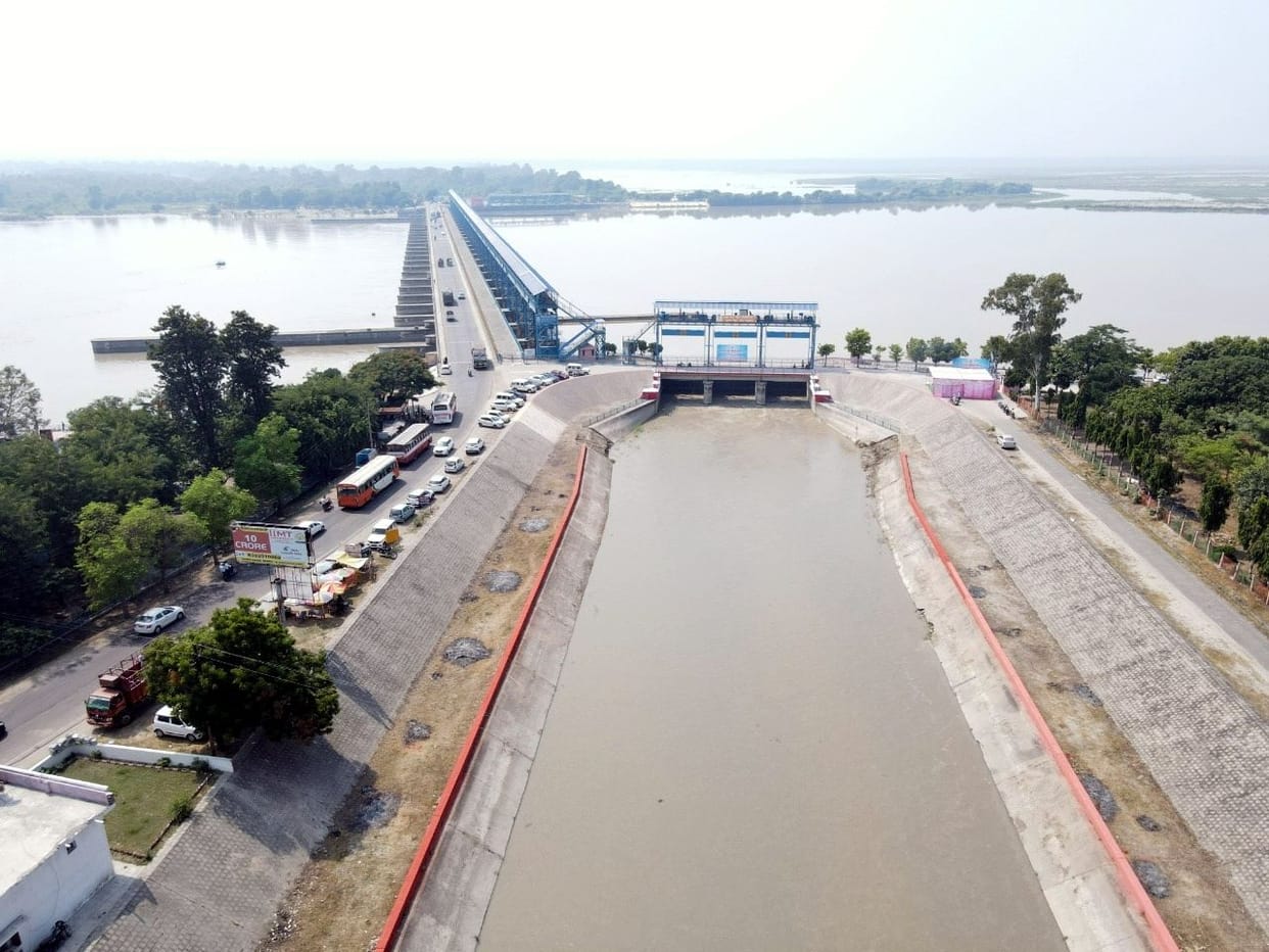 In the middle of the Ganges, the water in the canal moved at the speed of one km per hour.