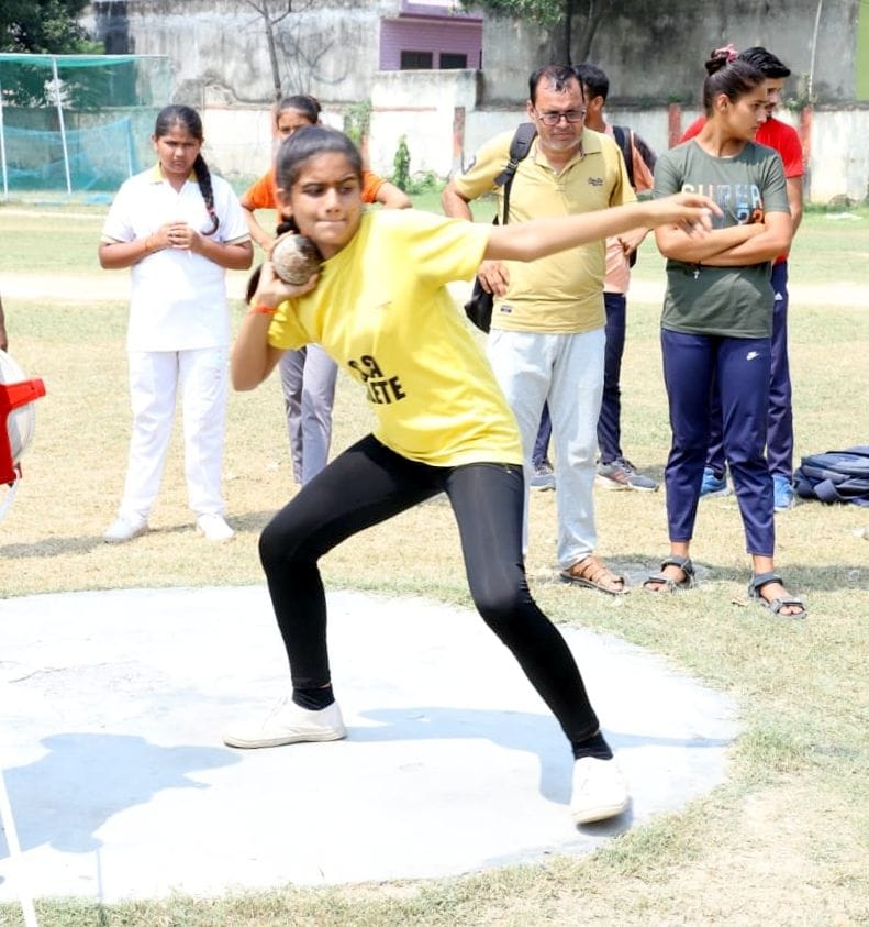 Rohan and Samiksha were first in the shot put