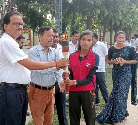 Daughters ran a lot on the grounds of Krishak College